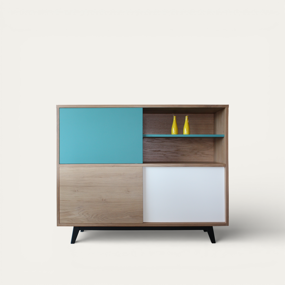 Buffet chêne massif et laqué 3 coulissants 1 niche