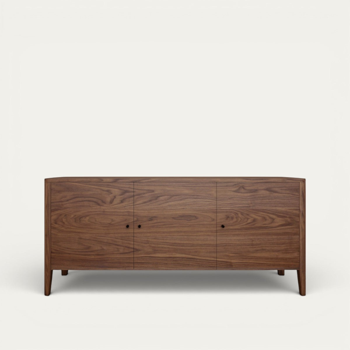 Buffet 3 portes en bois massif Pirotais Meubles au design épuré avec finitions arrondies et boutons noirs